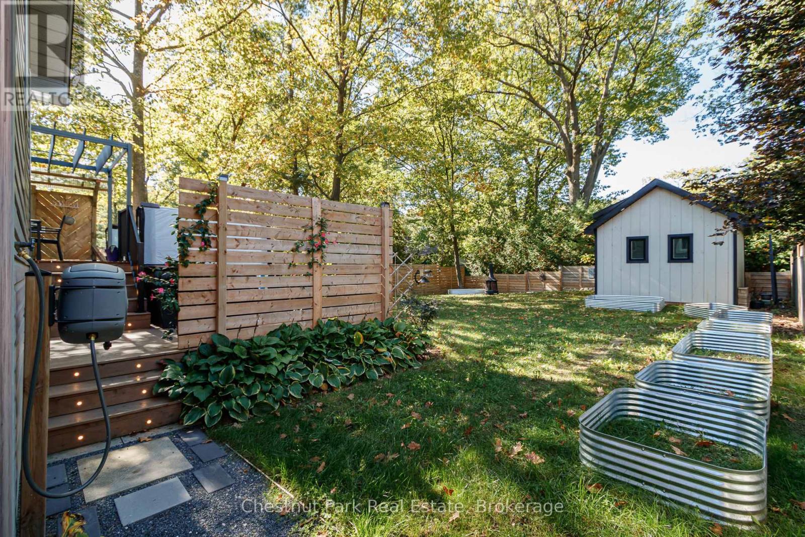 176 Melrose Avenue, Wasaga Beach, Ontario  L9Z 2T1 - Photo 34 - S12457379