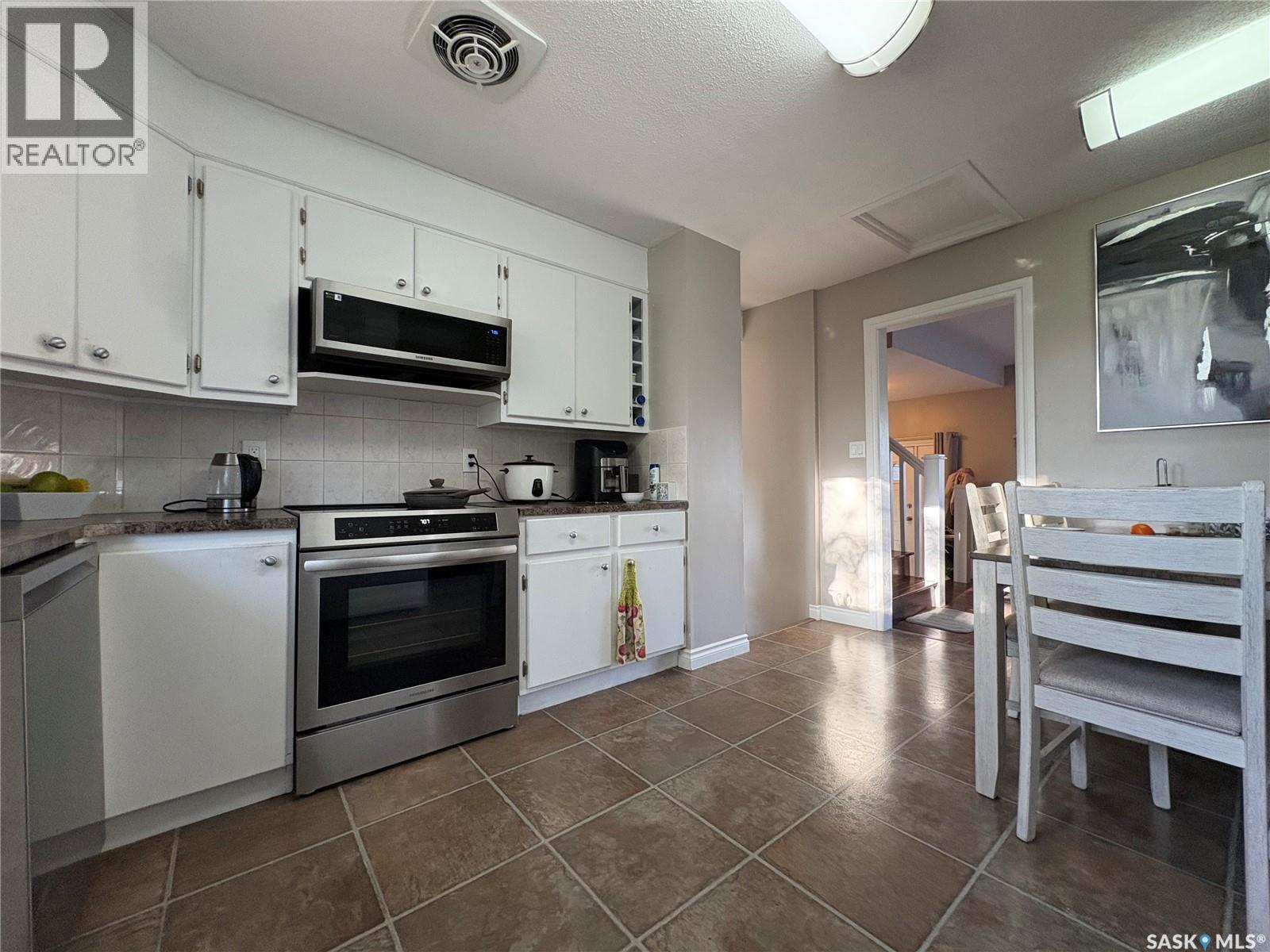 115 Fuhrmann Crescent, Regina, Saskatchewan  S4R 7W2 - Photo 29 - SK020535
