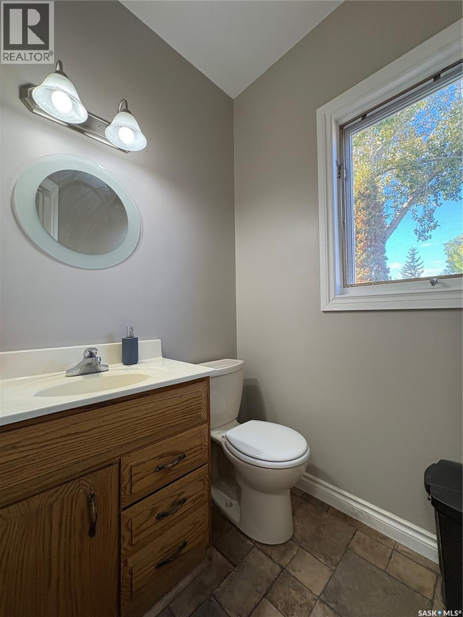 115 Fuhrmann Crescent, Regina, Saskatchewan  S4R 7W2 - Photo 36 - SK020535