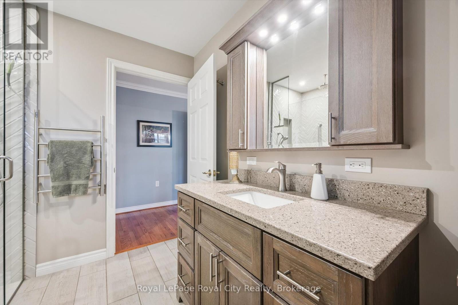 21 Cherry Blossom Circle, Guelph, Ontario  N1G 4X7 - Photo 20 - X12457333