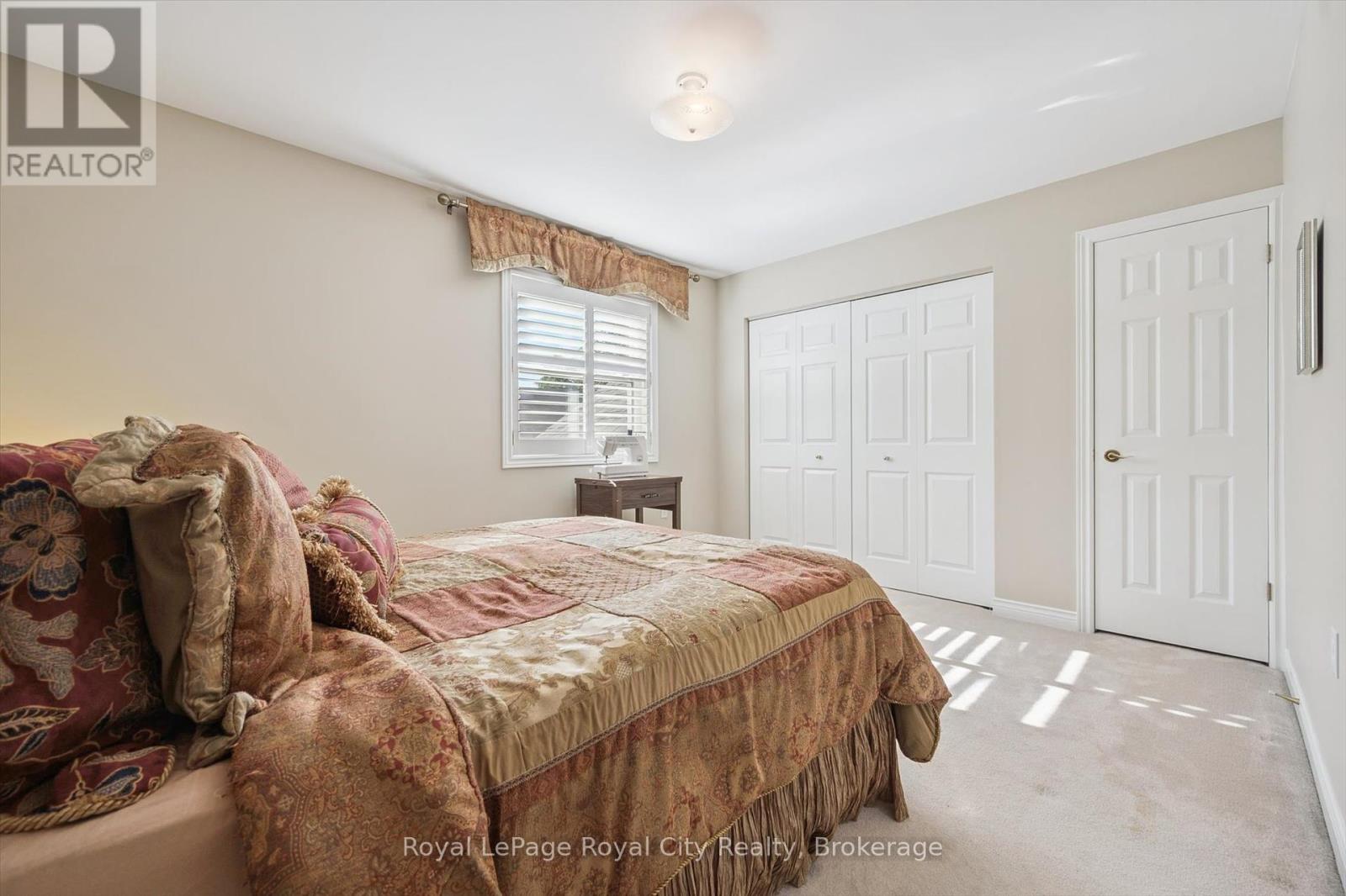 21 Cherry Blossom Circle, Guelph, Ontario  N1G 4X7 - Photo 29 - X12457333