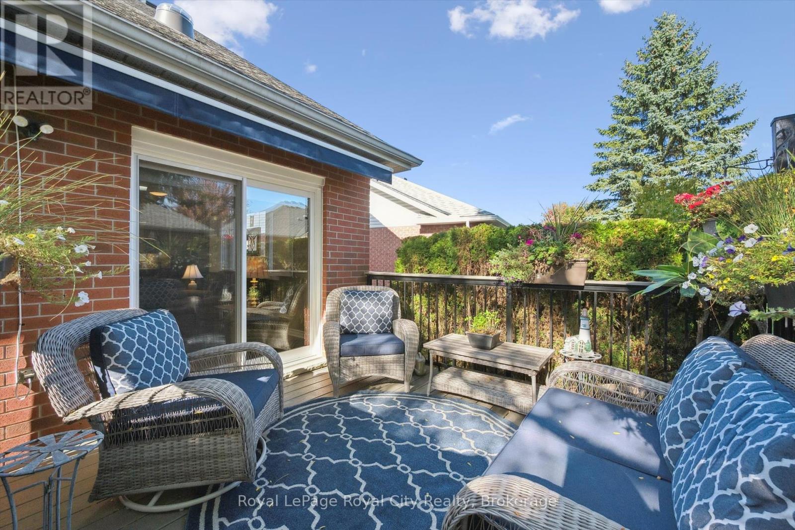 21 Cherry Blossom Circle, Guelph, Ontario  N1G 4X7 - Photo 33 - X12457333