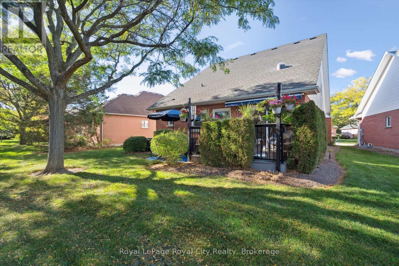 21 Cherry Blossom Circle, Guelph, Ontario  N1G 4X7 - Photo 35 - X12457333