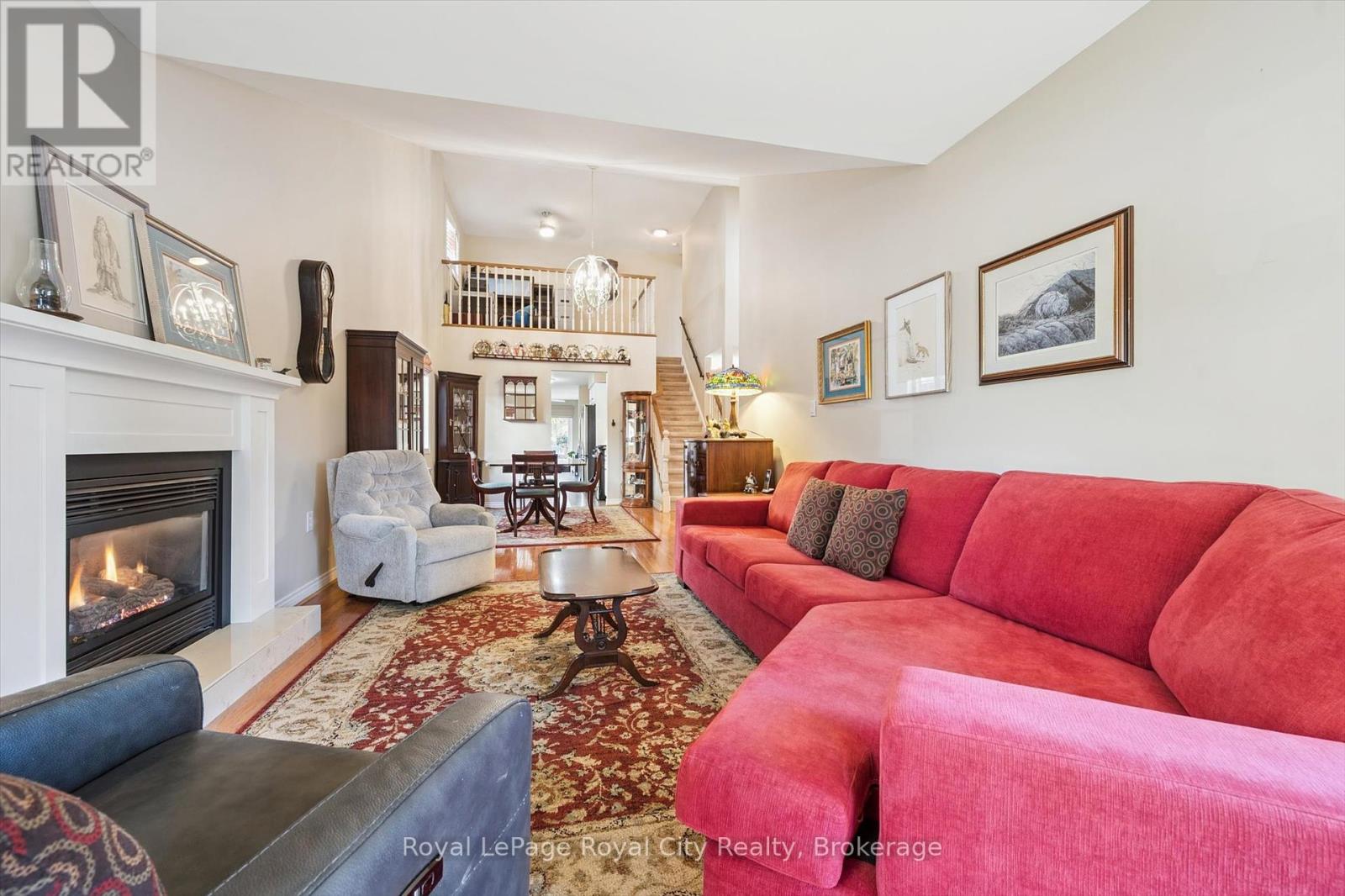 21 Cherry Blossom Circle, Guelph, Ontario  N1G 4X7 - Photo 5 - X12457333