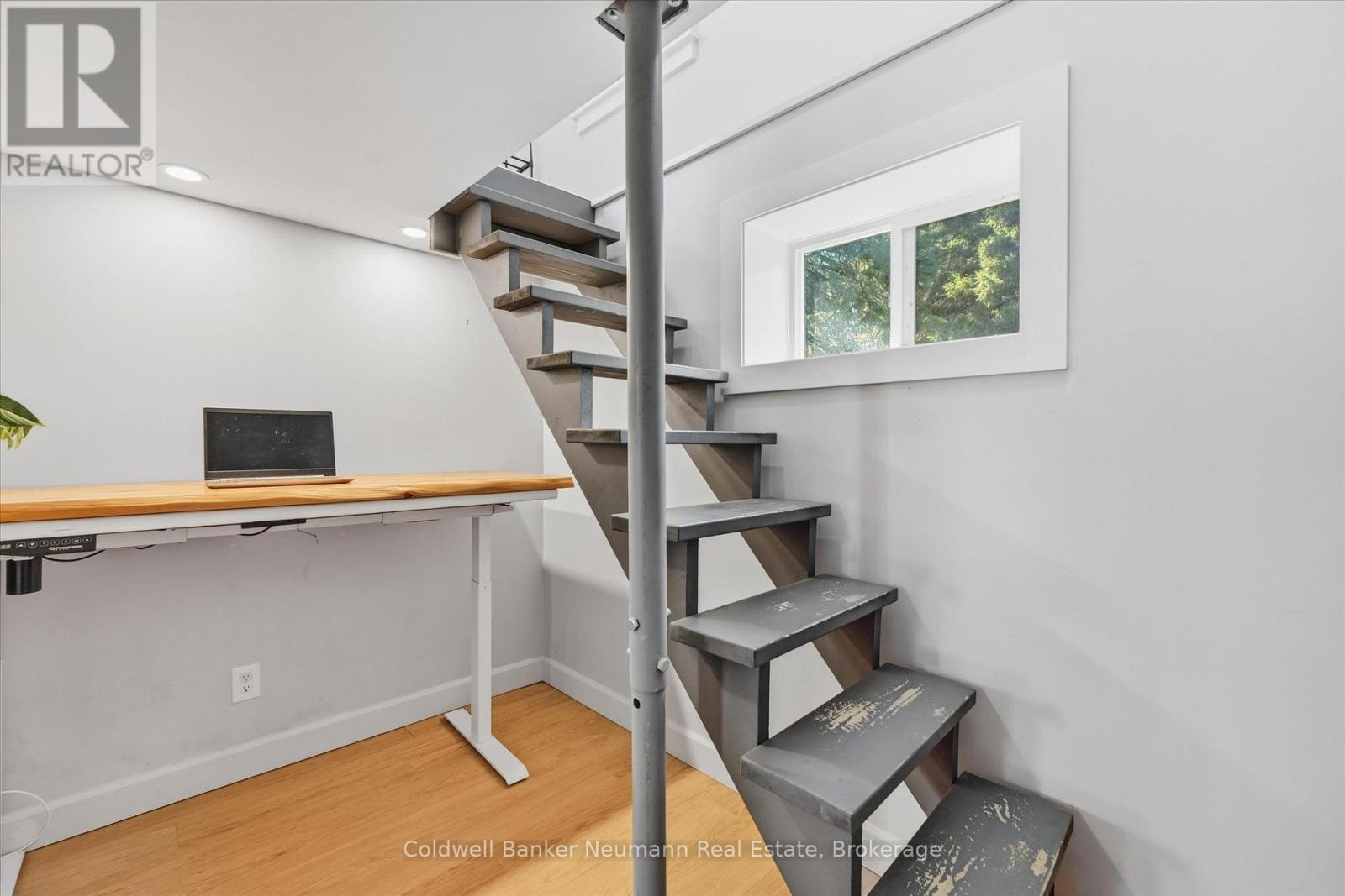1704 2nd Con Road W, Hamilton, Ontario  L0R 1T0 - Photo 11 - X12457354