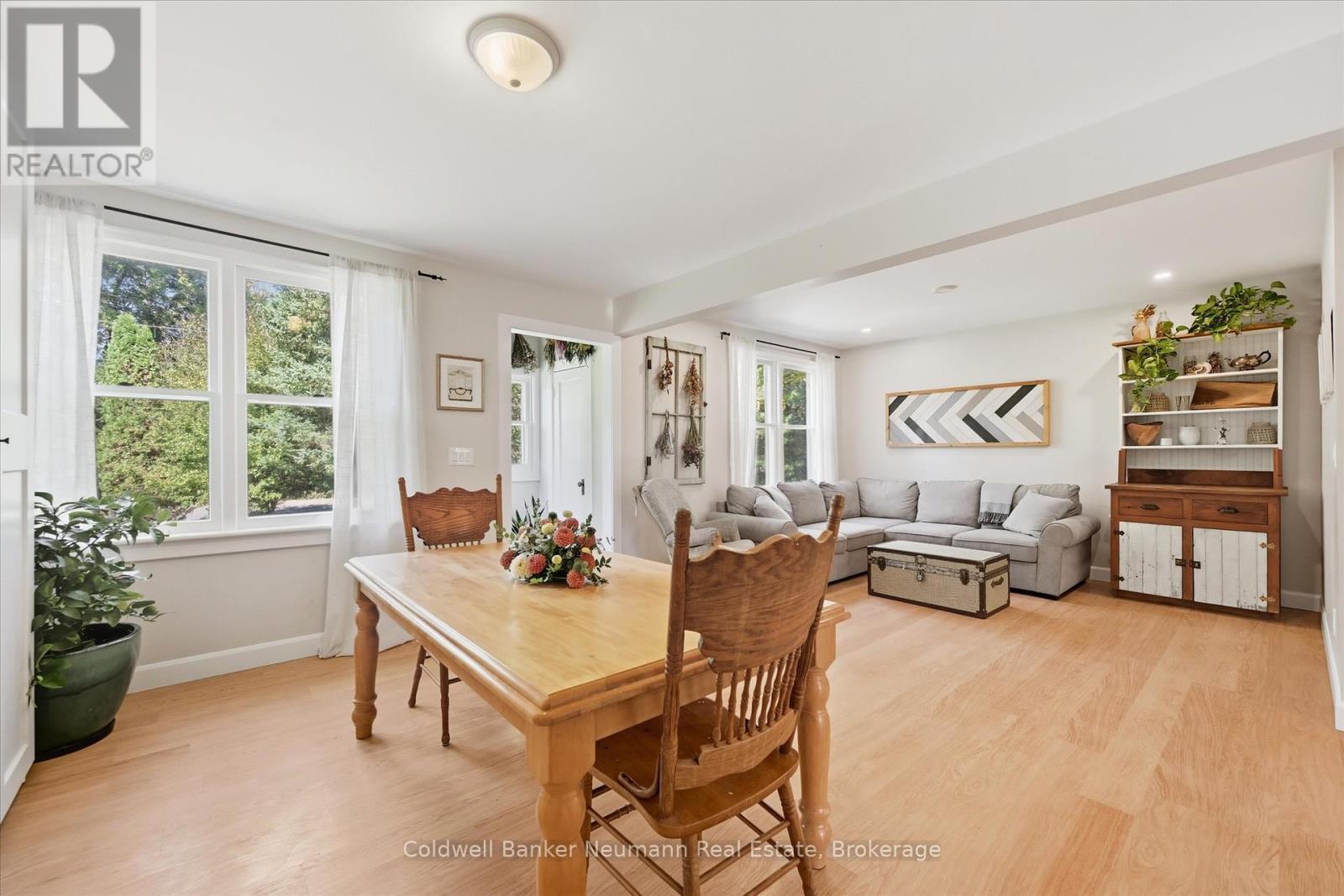 1704 2nd Con Road W, Hamilton, Ontario  L0R 1T0 - Photo 4 - X12457354