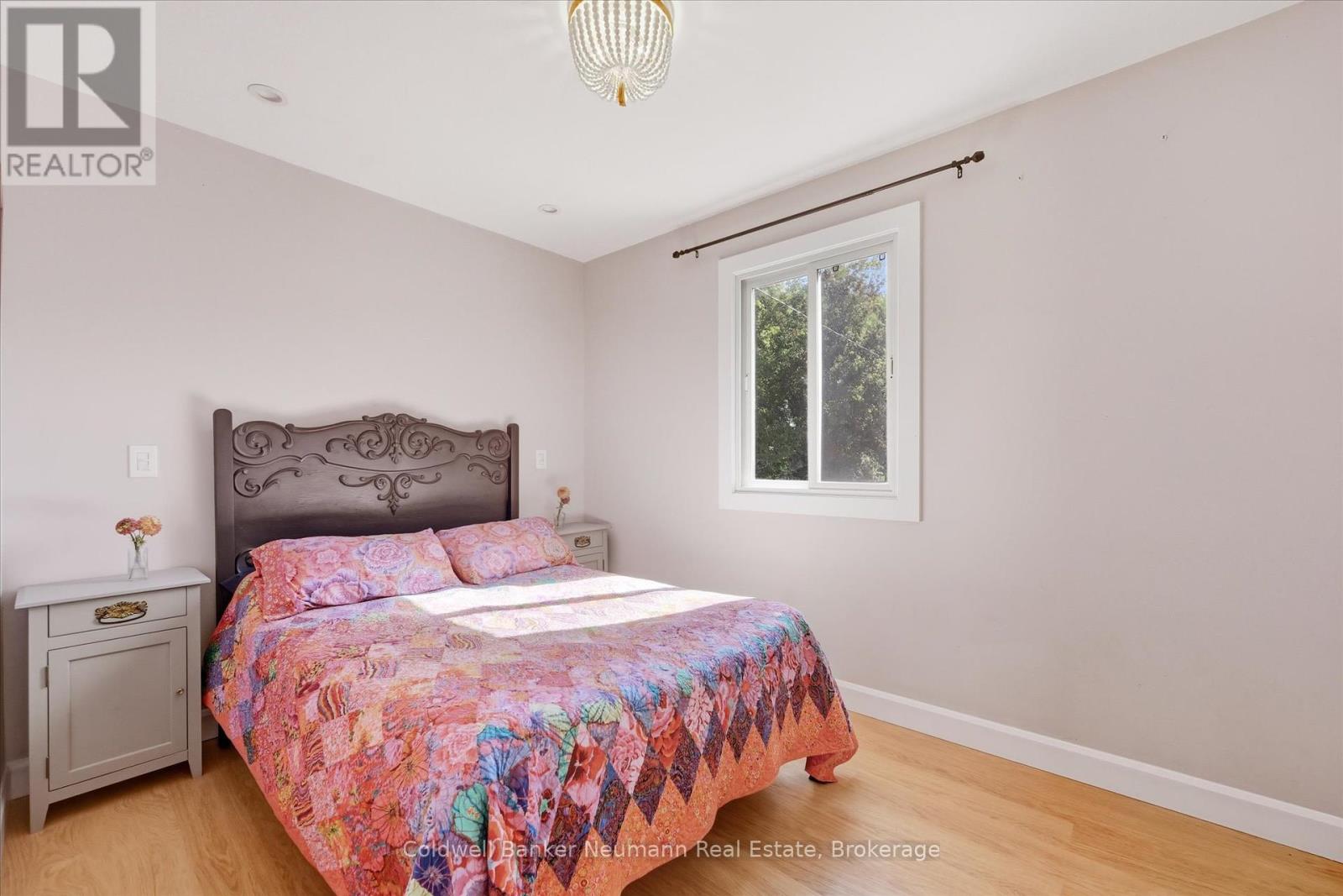 1704 2nd Con Road W, Hamilton, Ontario  L0R 1T0 - Photo 8 - X12457354