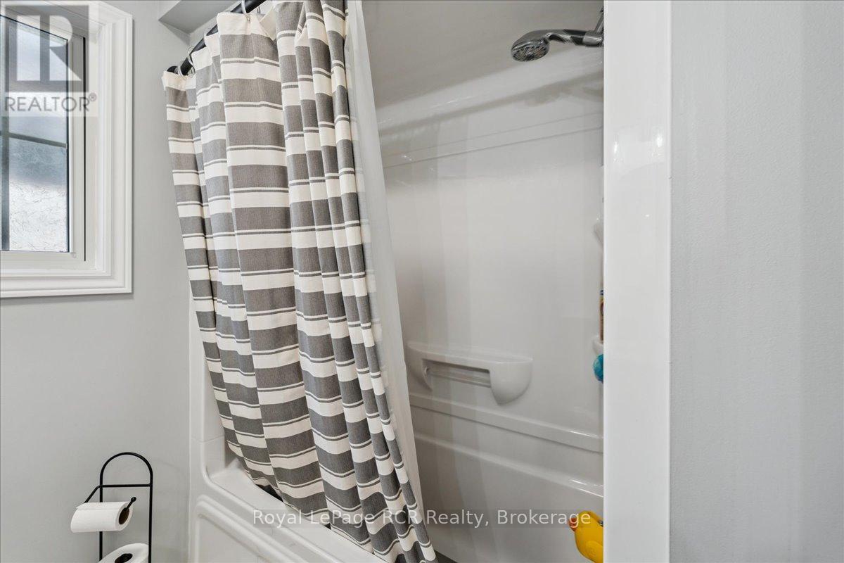 1807 8th Avenue W, Owen Sound, Ontario  N4K 0A7 - Photo 25 - X12457378