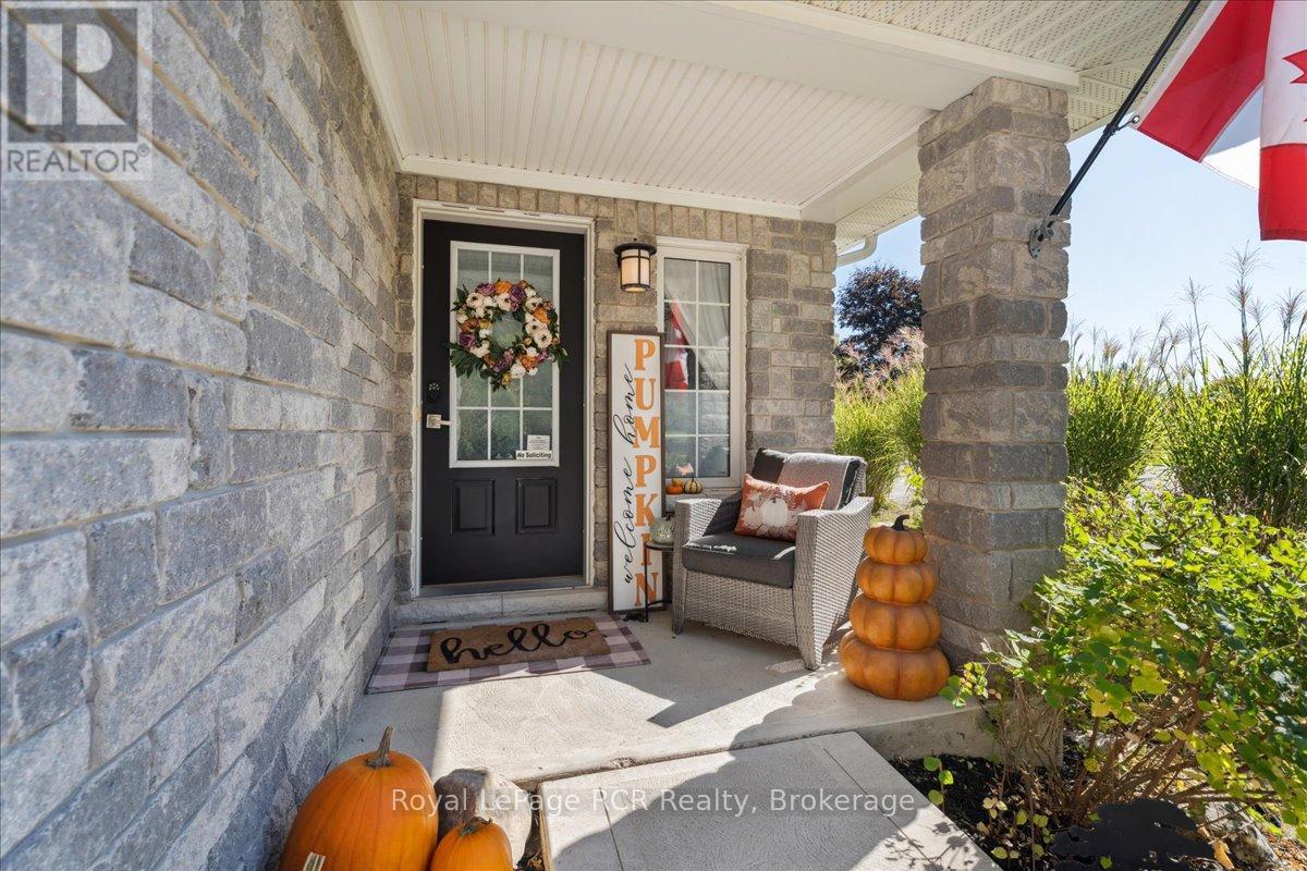 1807 8th Avenue W, Owen Sound, Ontario  N4K 0A7 - Photo 3 - X12457378
