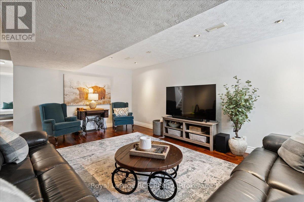 1807 8th Avenue W, Owen Sound, Ontario  N4K 0A7 - Photo 32 - X12457378