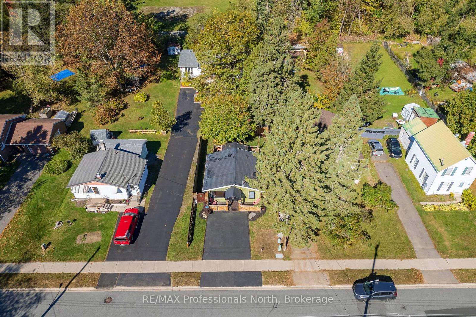 161 Quebec Street, Bracebridge, Ontario  P1L 1E3 - Photo 24 - X12457388