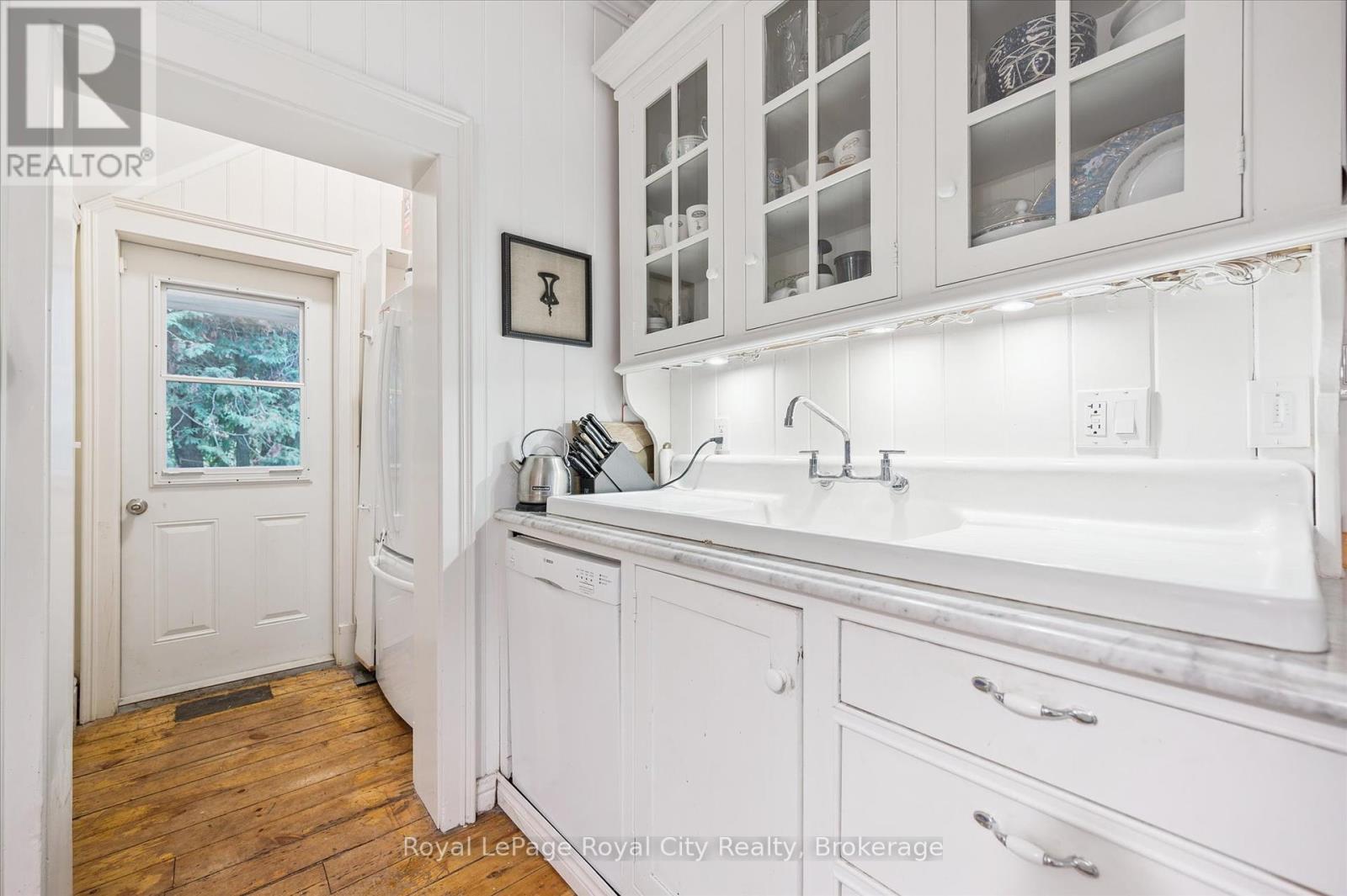 7907 Sixteenth Line, Wellington North, Ontario  N0G 1A0 - Photo 16 - X12457391