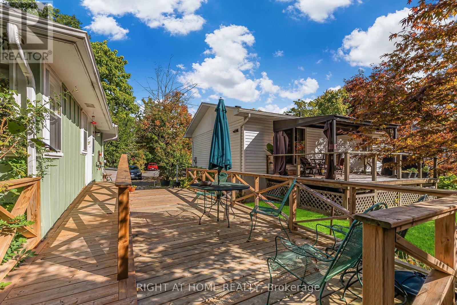 16 Wyckliffe Avenue, Niagara-On-The-Lake, Ontario  L0S 1T0 - Photo 19 - X12457261