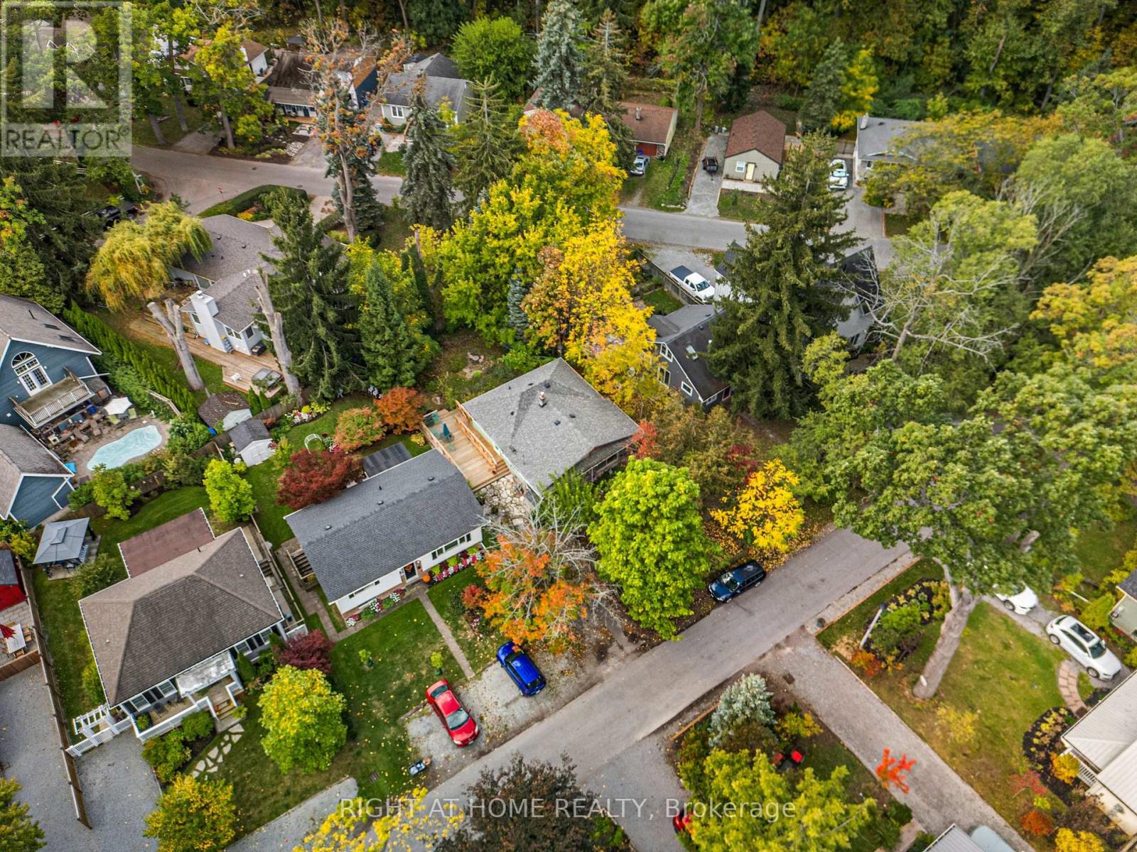 16 Wyckliffe Avenue, Niagara-On-The-Lake, Ontario  L0S 1T0 - Photo 25 - X12457261