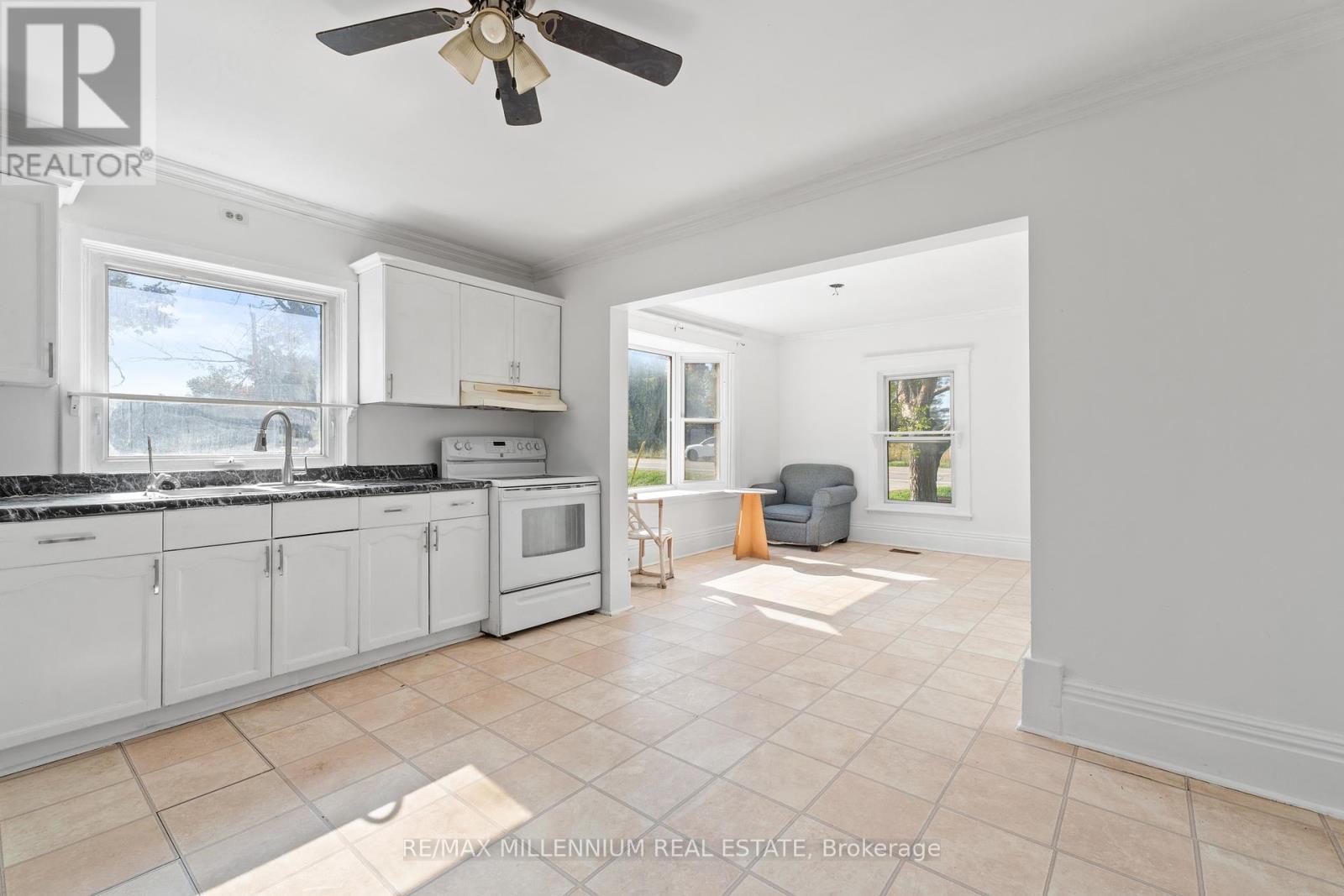 2157 Keene Road, Otonabee-South Monaghan, Ontario  K9J 6X9 - Photo 10 - X12457272