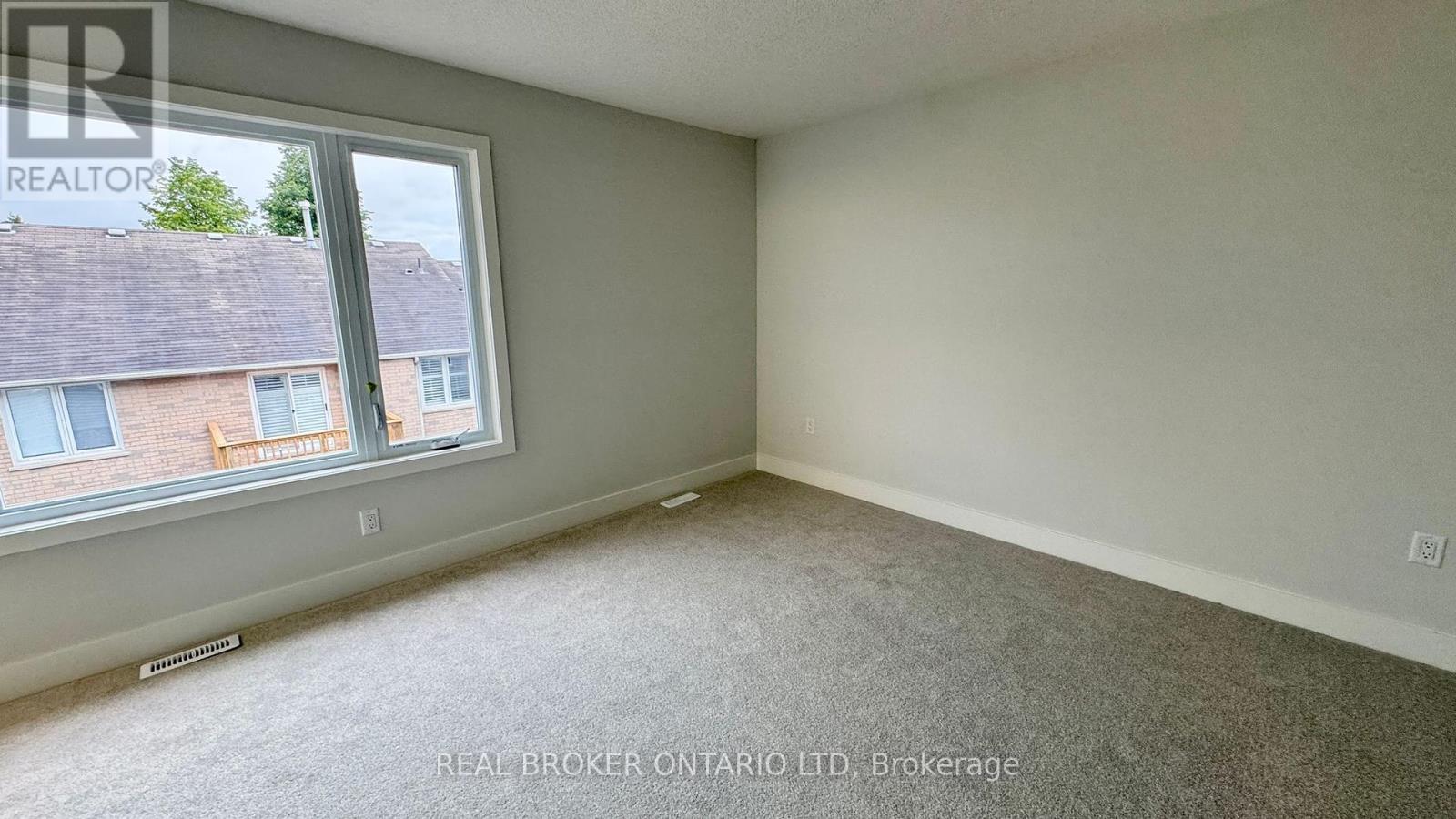 44 - 925 Deveron Crescent, London South, Ontario  N5Z 5A4 - Photo 8 - X12457426