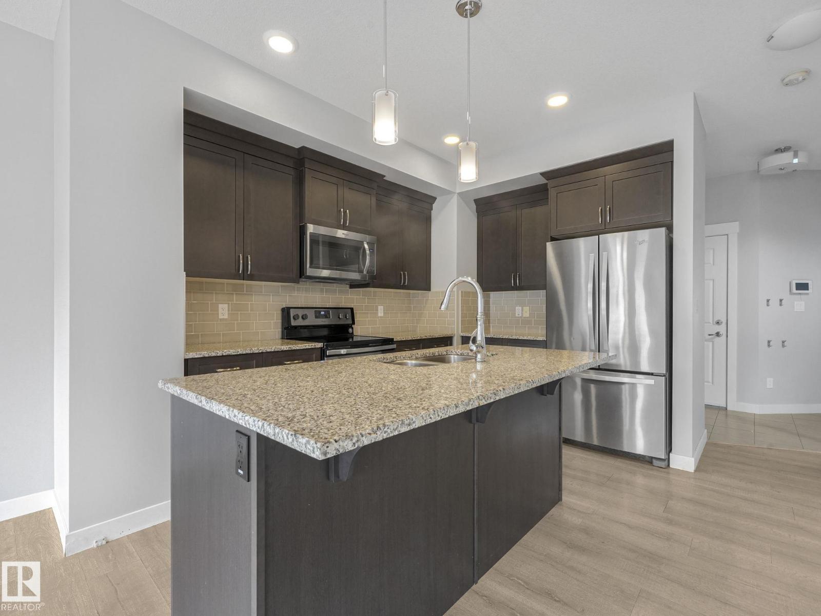 557 Sturtz Li, Leduc, Alberta  T9E 1E3 - Photo 3 - E4461725
