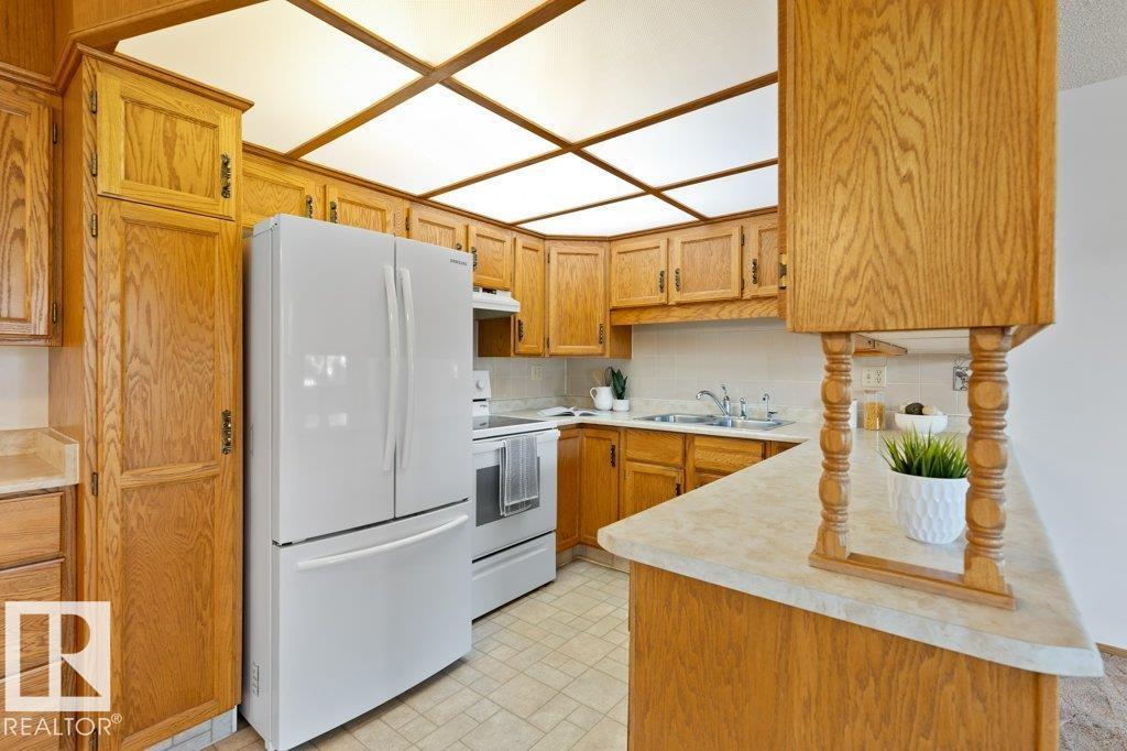 10646 153 Av Nw, Edmonton, Alberta  T5X 5R8 - Photo 12 - E4461728
