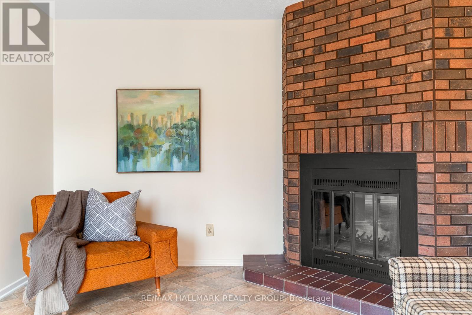 1075 Avignon Court, Ottawa, Ontario  K1C 2N4 - Photo 17 - X12457307