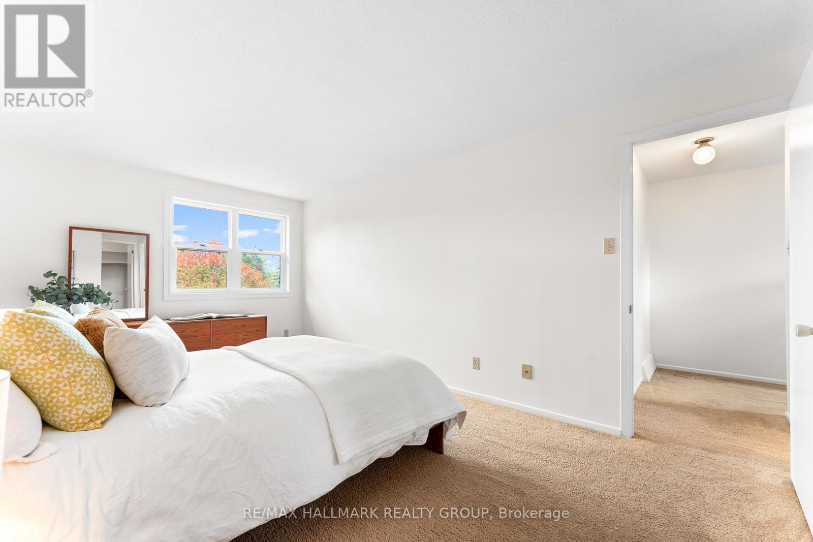 1075 Avignon Court, Ottawa, Ontario  K1C 2N4 - Photo 24 - X12457307
