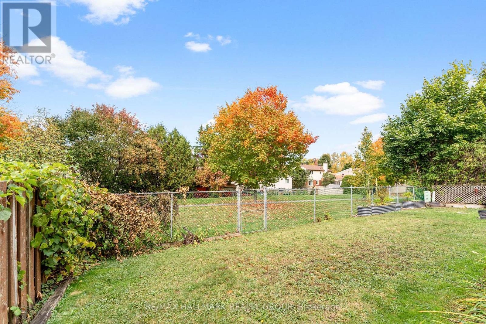 1075 Avignon Court, Ottawa, Ontario  K1C 2N4 - Photo 34 - X12457307
