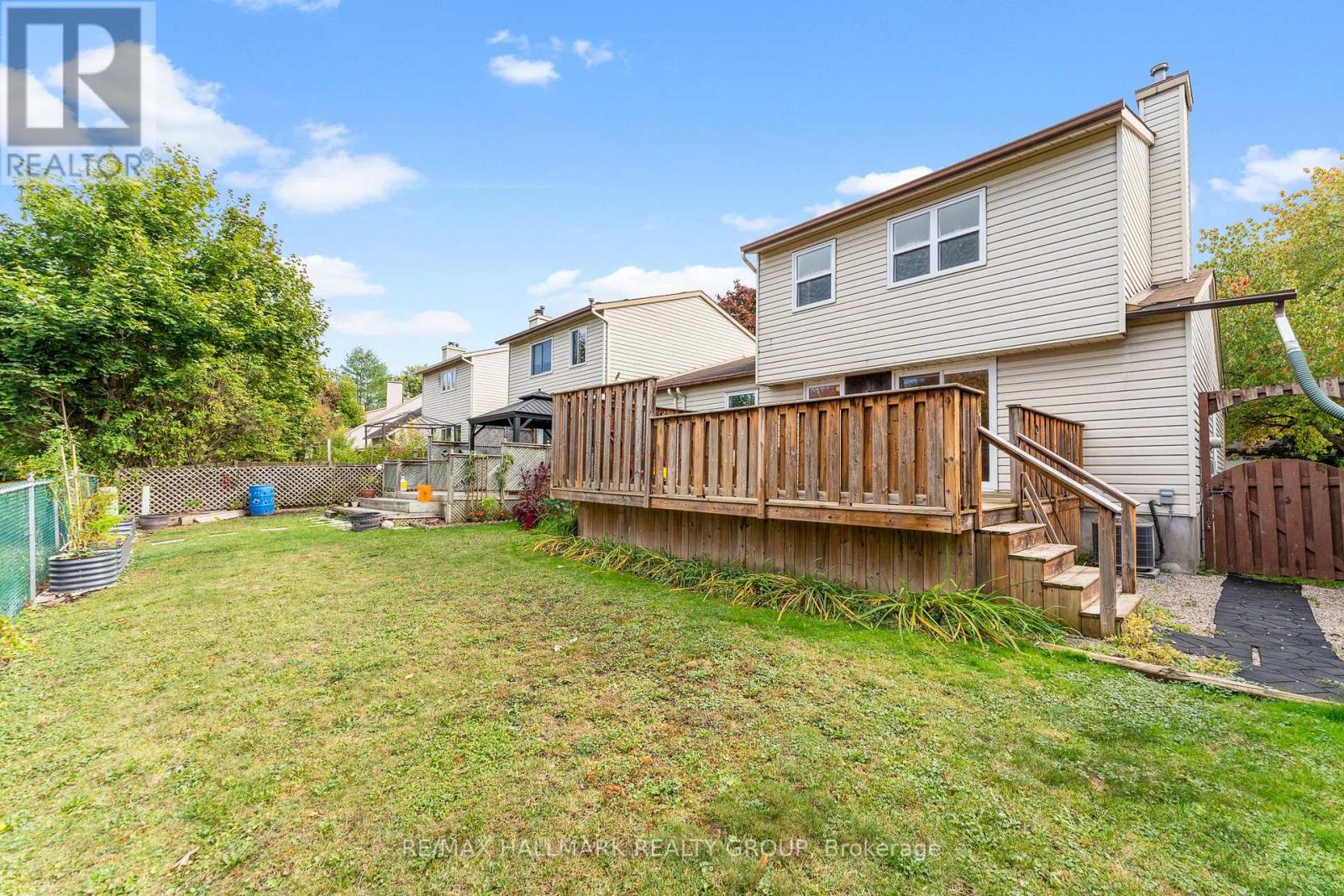 1075 Avignon Court, Ottawa, Ontario  K1C 2N4 - Photo 43 - X12457307