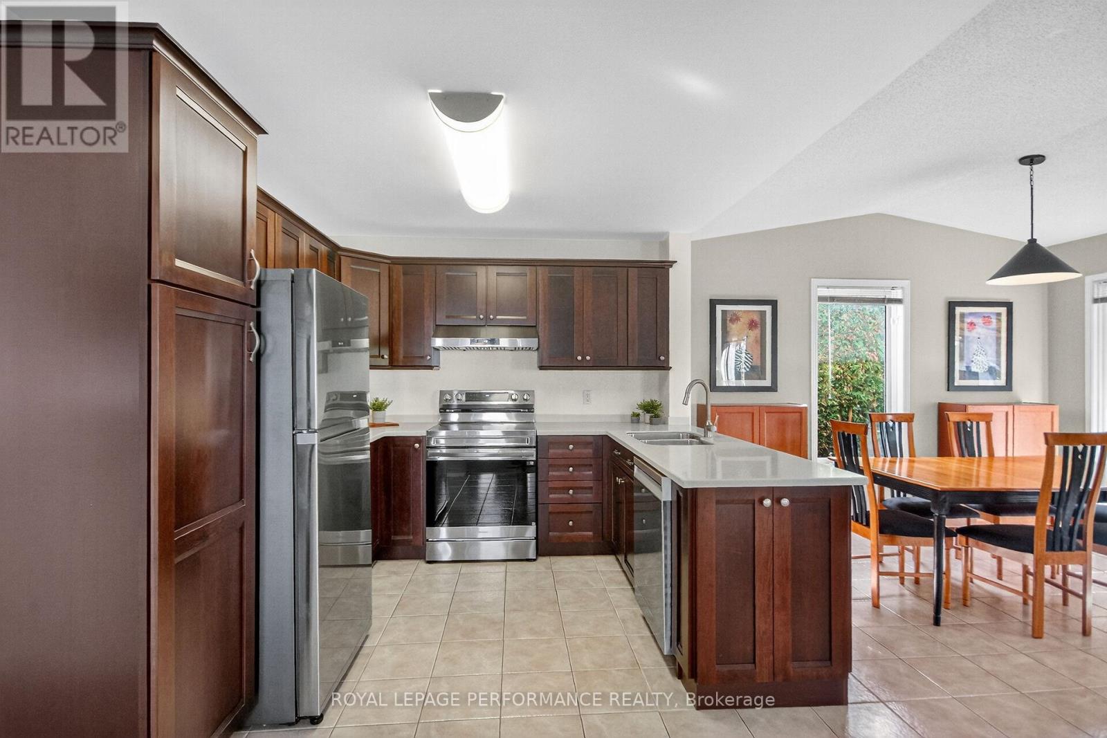 159 Longshire Circle, Ottawa, Ontario  K2J 4L2 - Photo 11 - X12457310