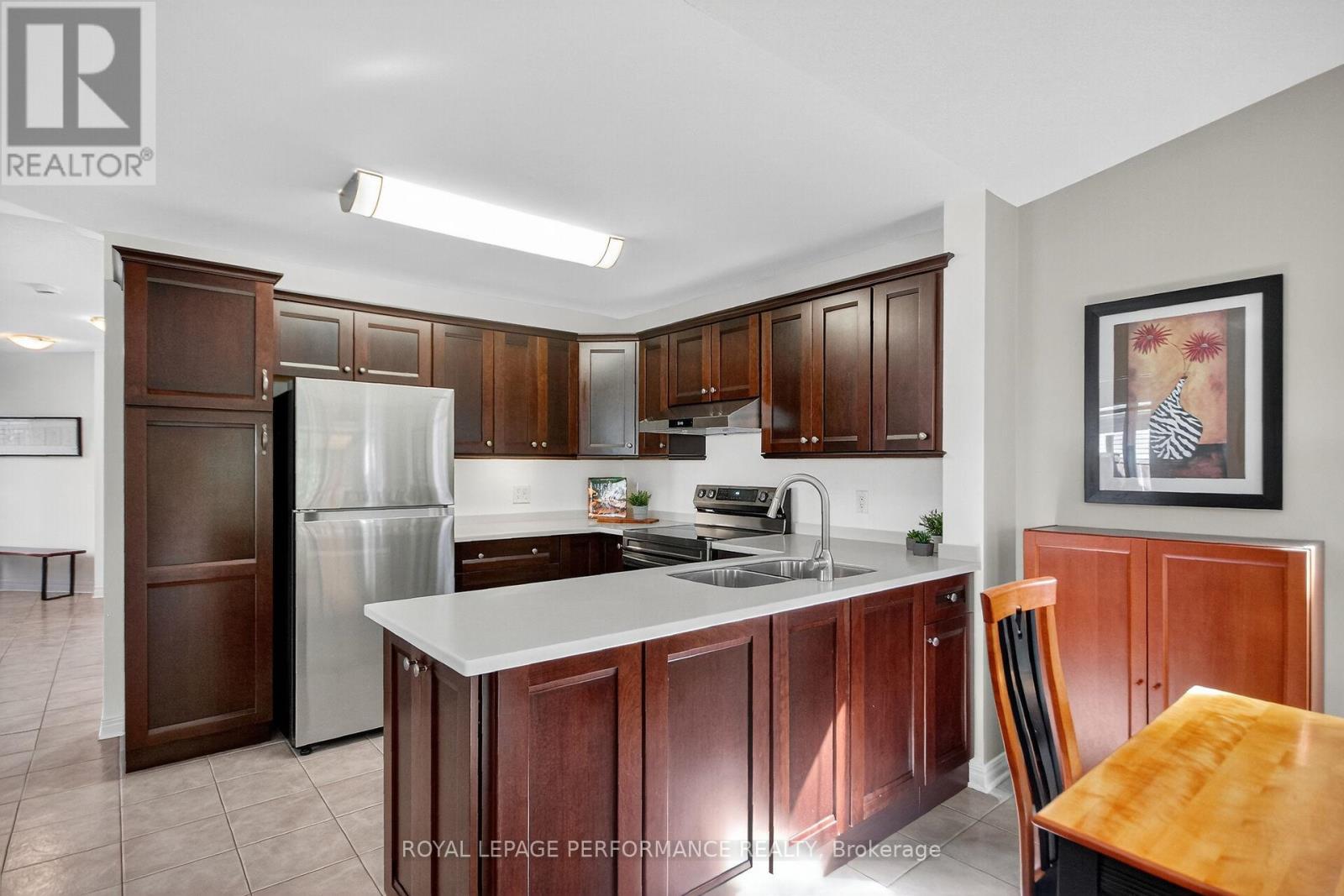 159 Longshire Circle, Ottawa, Ontario  K2J 4L2 - Photo 12 - X12457310