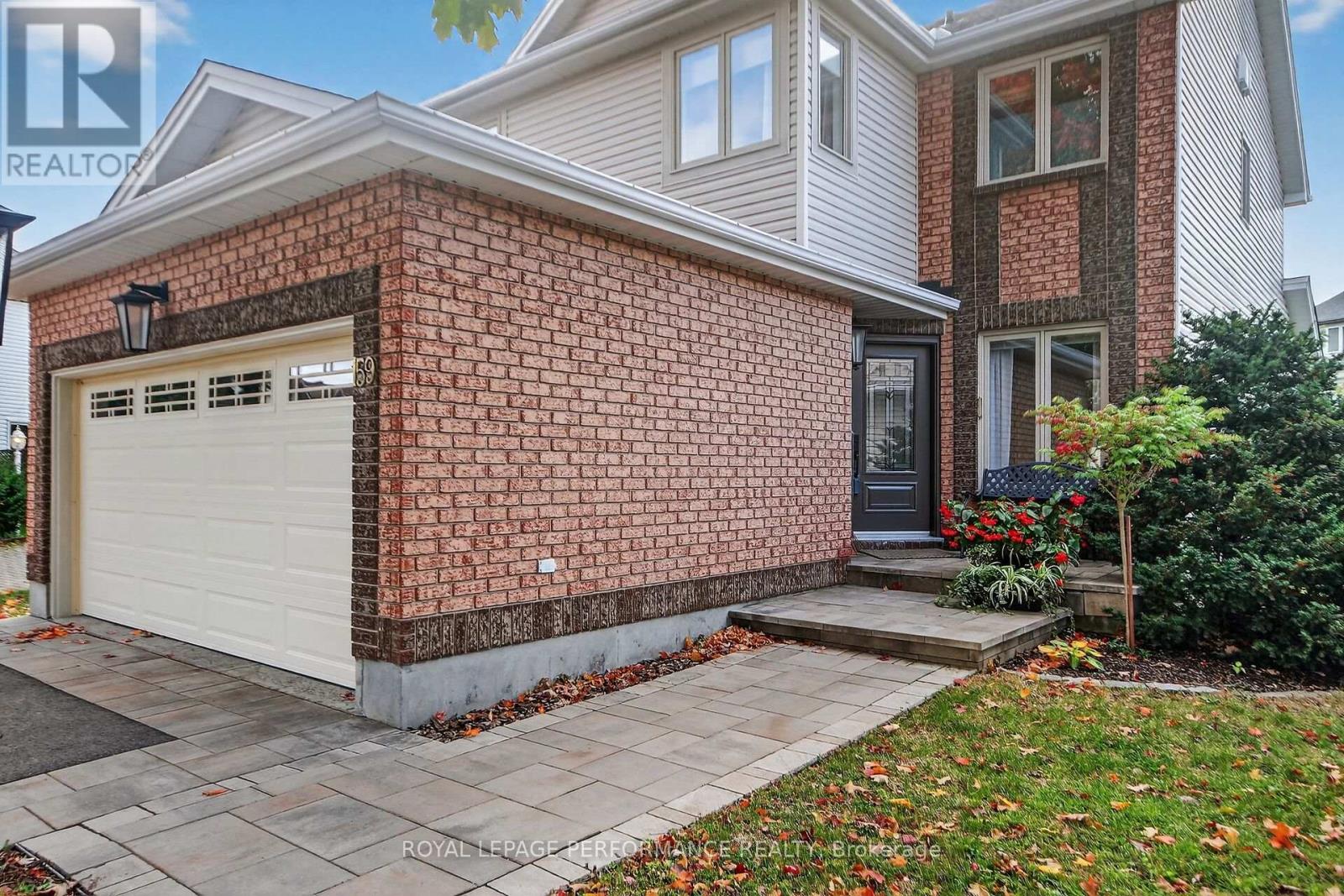 159 Longshire Circle, Ottawa, Ontario  K2J 4L2 - Photo 2 - X12457310