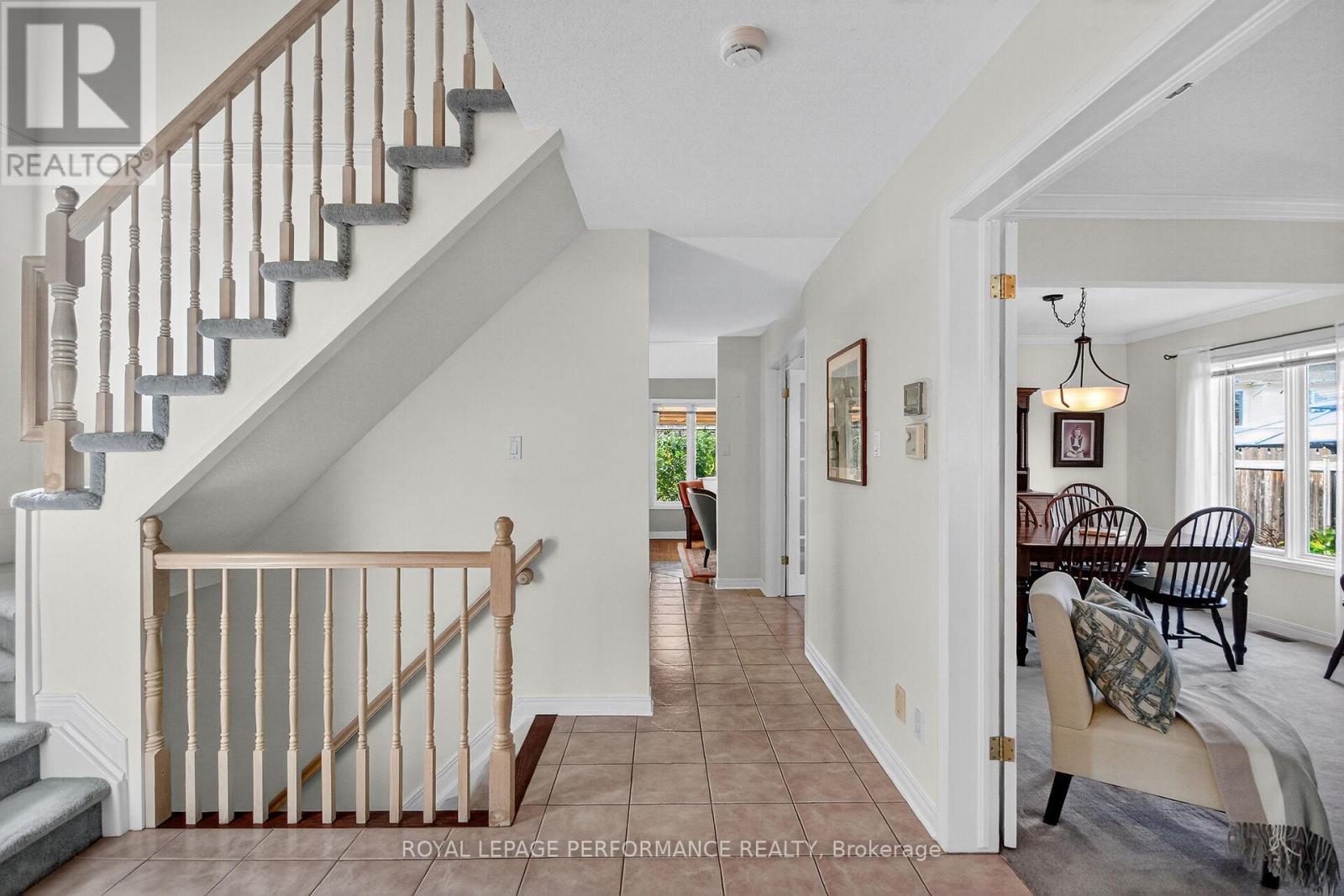 159 Longshire Circle, Ottawa, Ontario  K2J 4L2 - Photo 4 - X12457310