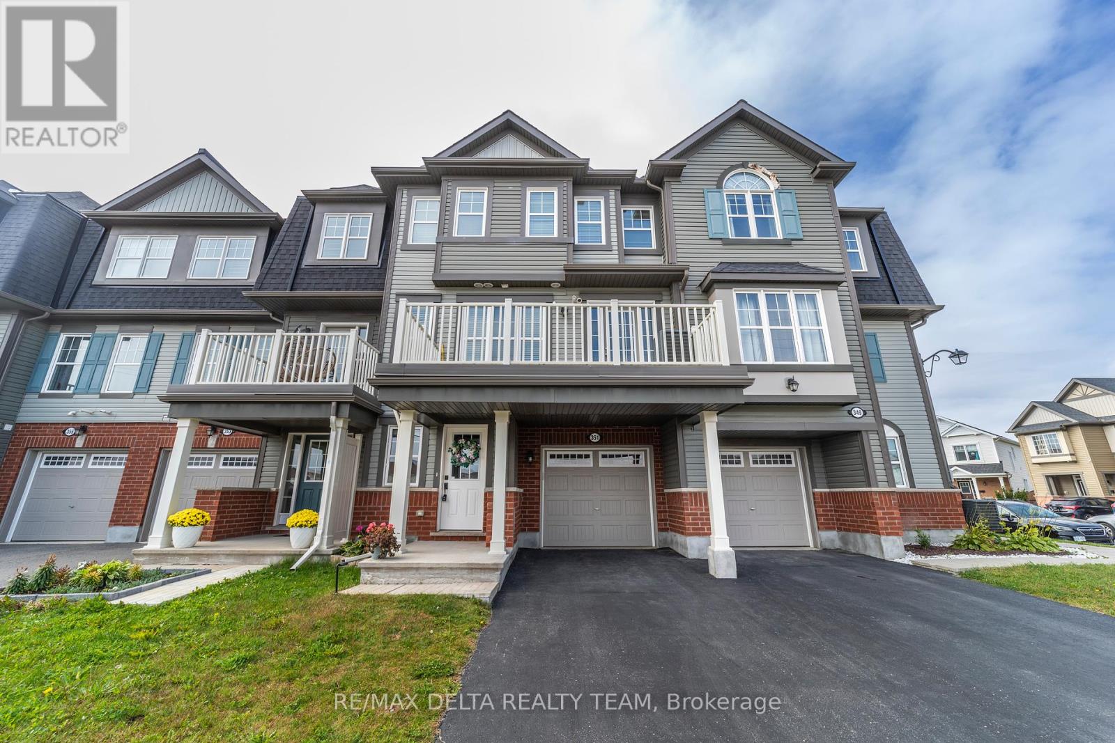 351 SWEETFERN CRESCENT, ottawa, Ontario