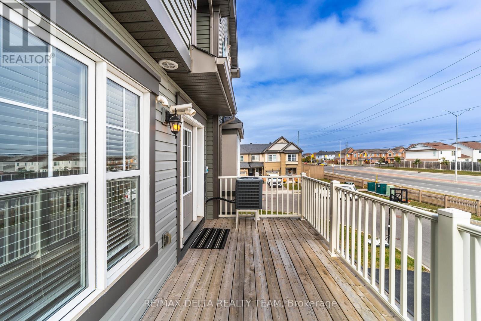 351 Sweetfern Crescent, Ottawa, Ontario  K4A 1A5 - Photo 7 - X12457340