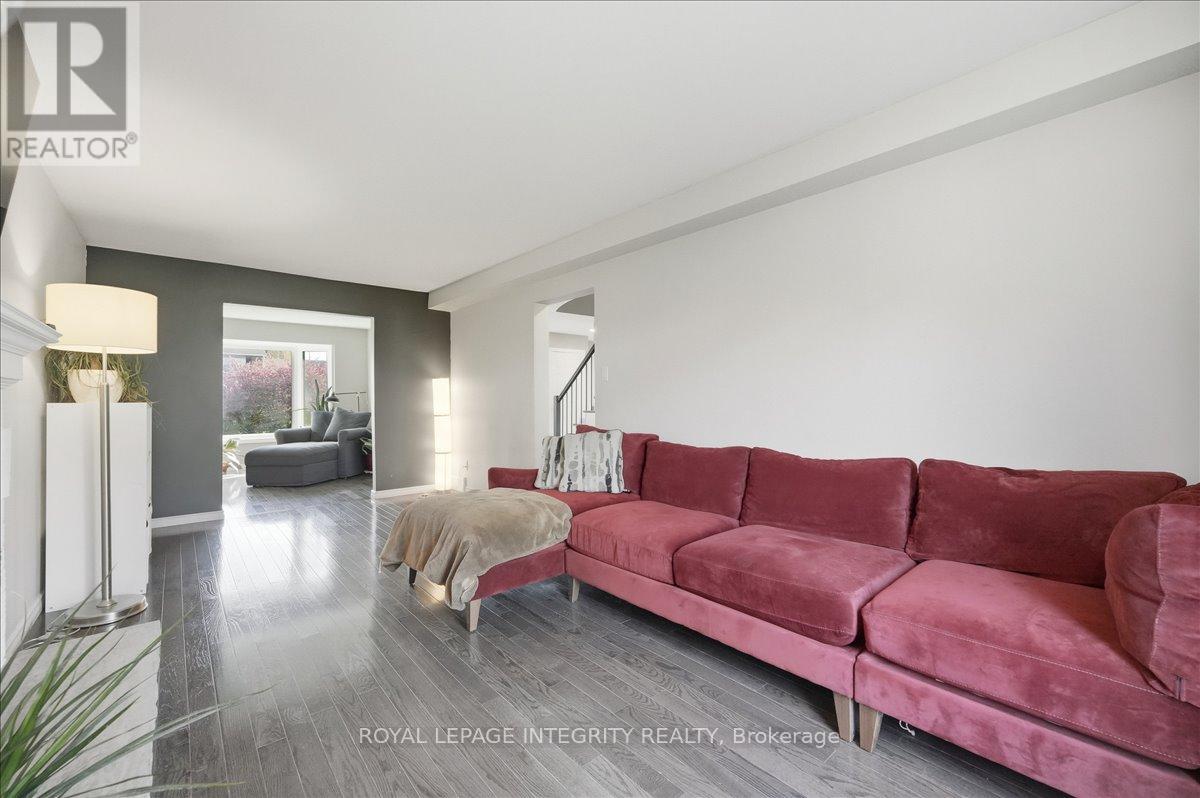 1406 Bouton D'or Way, Ottawa, Ontario  K1E 3L3 - Photo 8 - X12457363