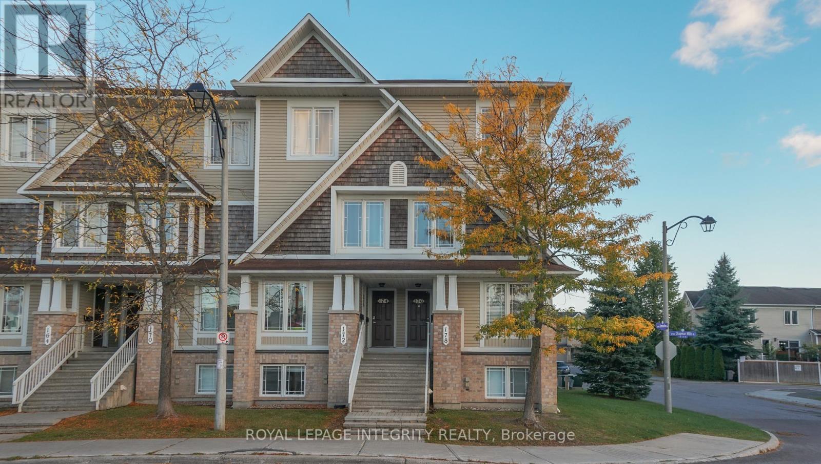 176 CHAPMAN MILLS DRIVE, Ottawa, Ontario
