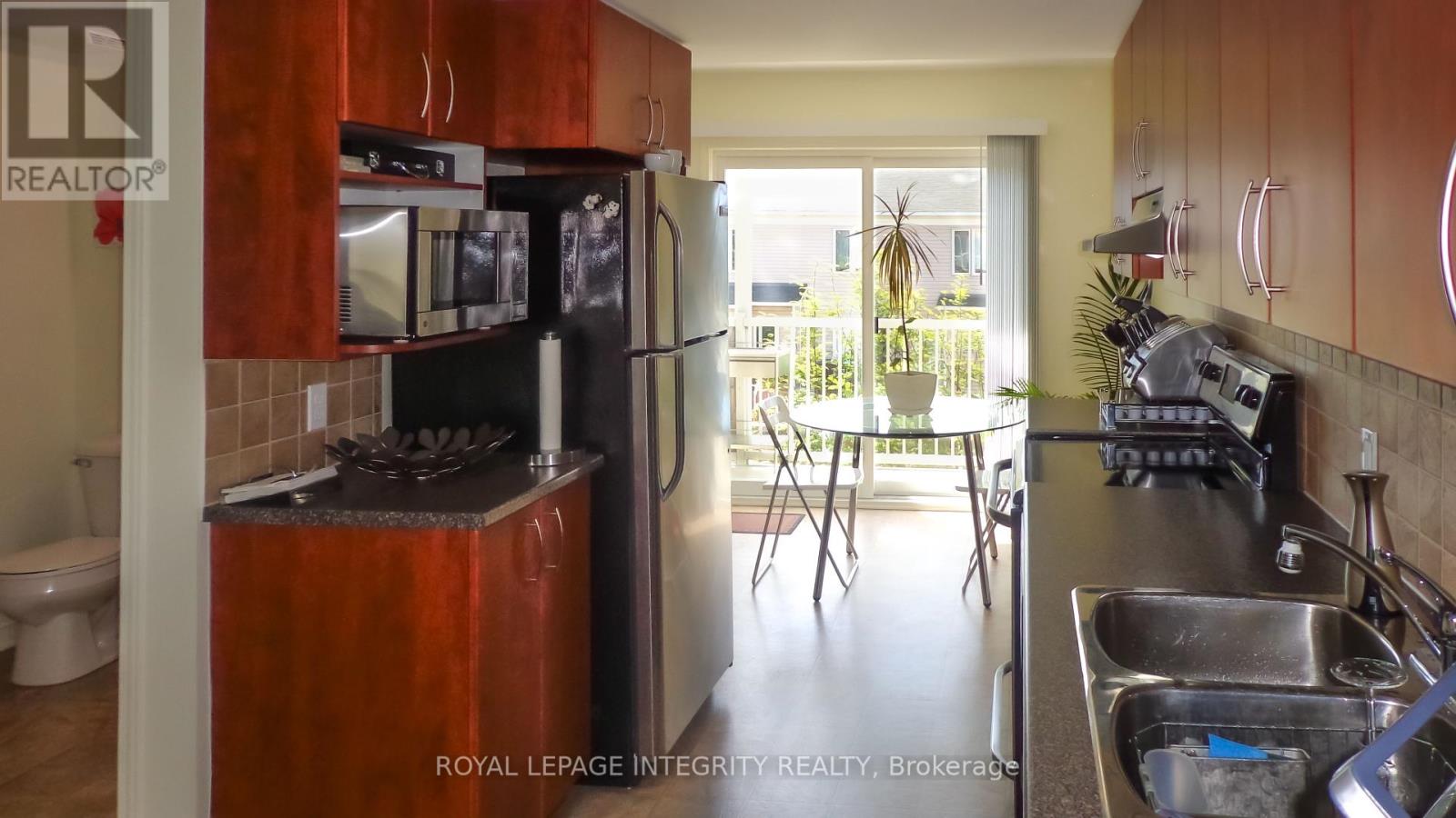 176 Chapman Mills Drive, Ottawa, Ontario  K2J 0B8 - Photo 6 - X12457390