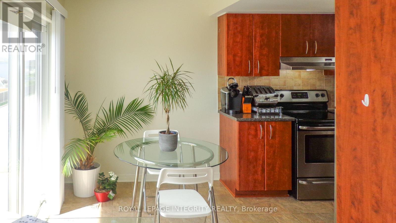 176 Chapman Mills Drive, Ottawa, Ontario  K2J 0B8 - Photo 8 - X12457390
