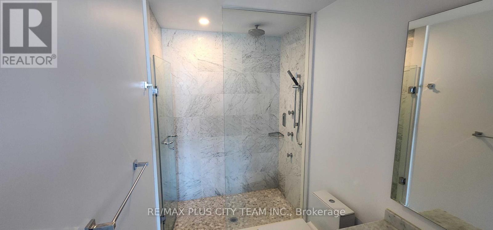 4505 - 488 University Avenue, Toronto, Ontario  M5G 0C1 - Photo 4 - C12421335