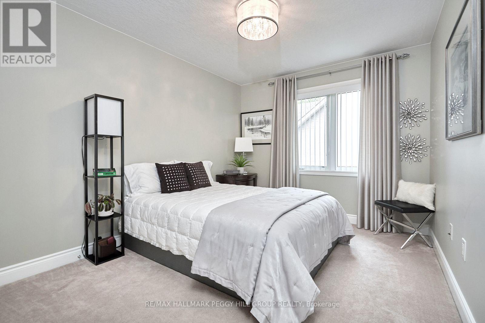 11 - 125 Huronia Road, Barrie, Ontario  L4N 4G1 - Photo 10 - S12455165