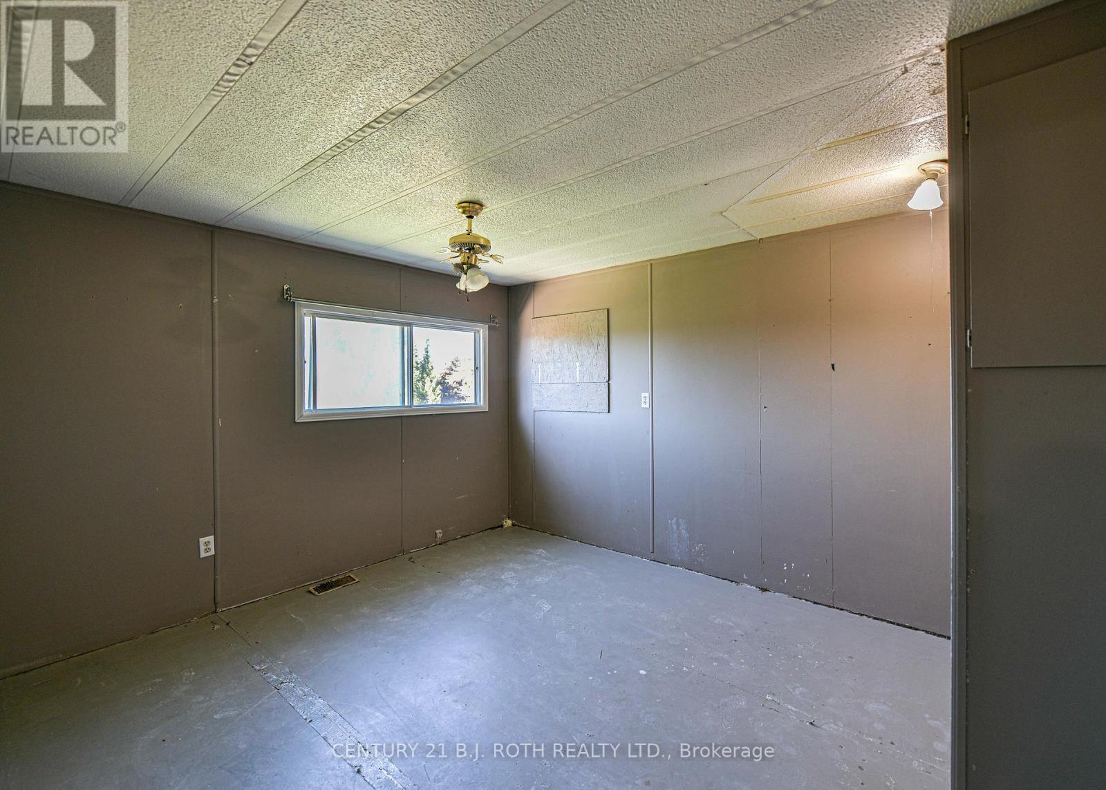 19 Claremont Crescent, Oro-Medonte, Ontario  L3V 0P9 - Photo 29 - S12449624