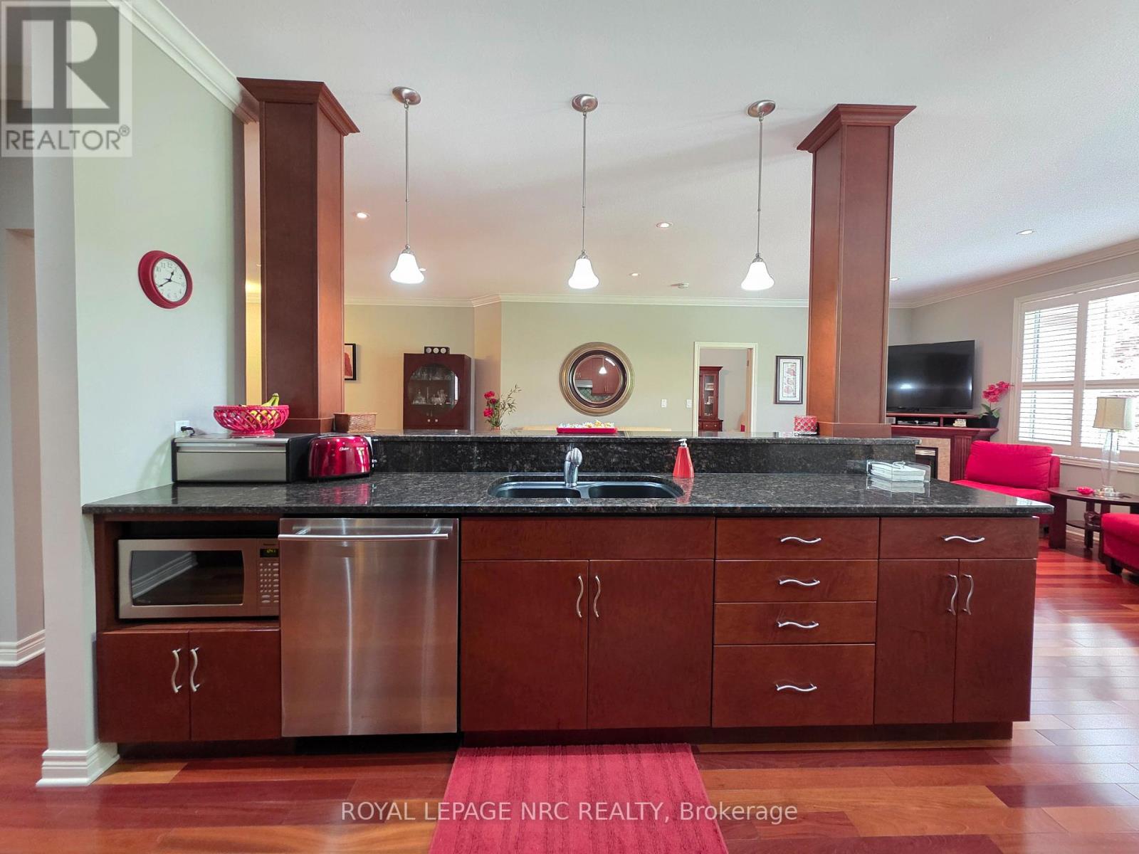 44 Morris Trail, Welland, Ontario  L3B 6G6 - Photo 13 - X12457337