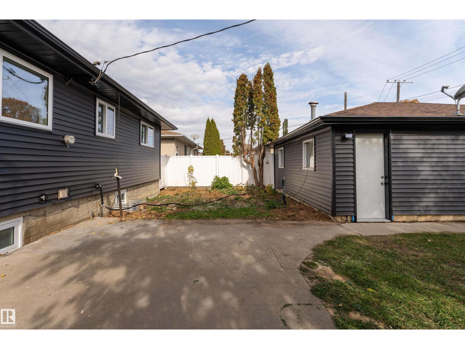 8707 54 St Nw, Edmonton, Alberta  T6B 1H2 - Photo 44 - E4461730