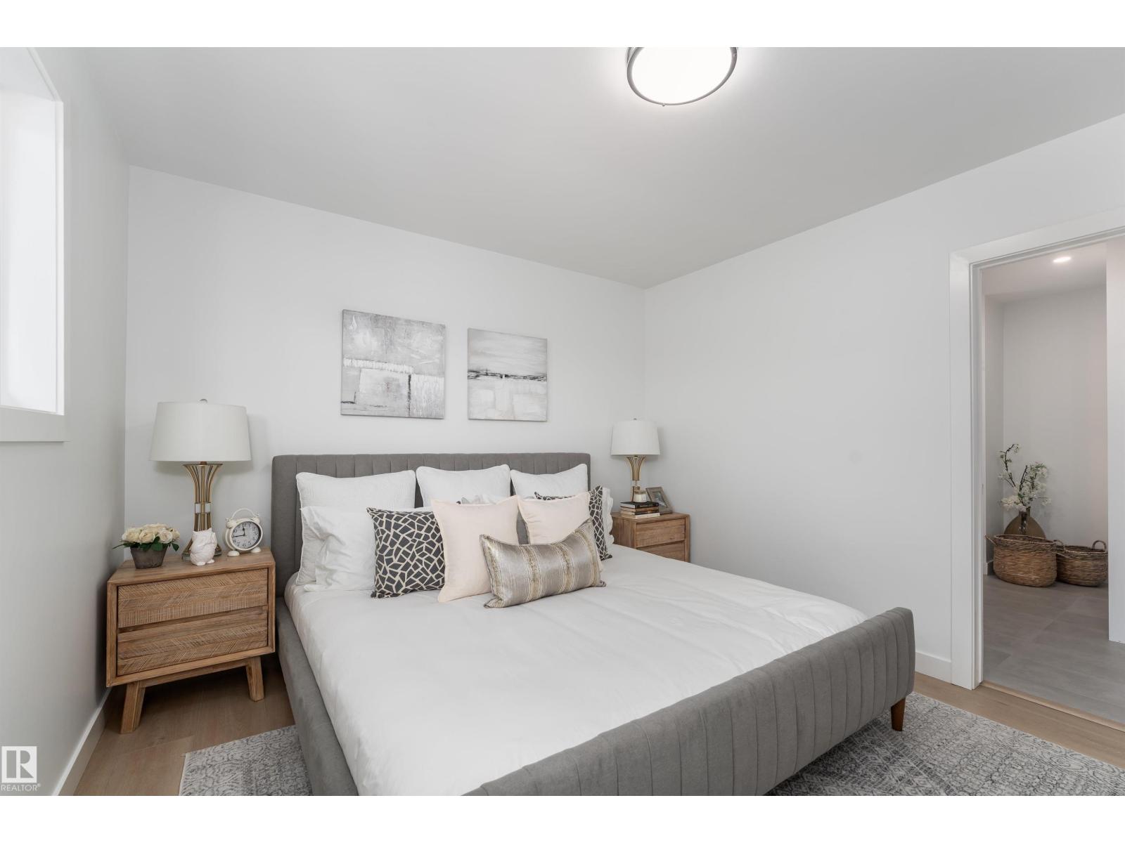 8707 54 St Nw, Edmonton, Alberta  T6B 1H2 - Photo 11 - E4461730