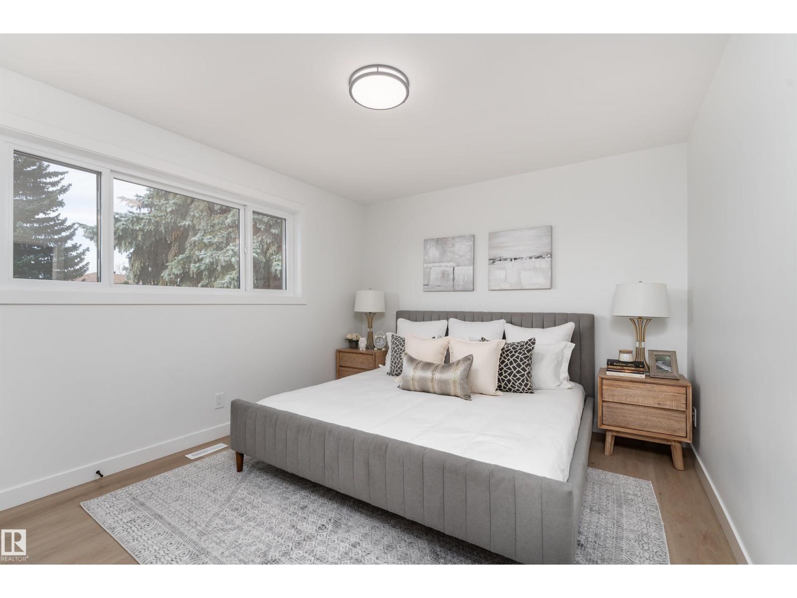 8707 54 St Nw, Edmonton, Alberta  T6B 1H2 - Photo 12 - E4461730