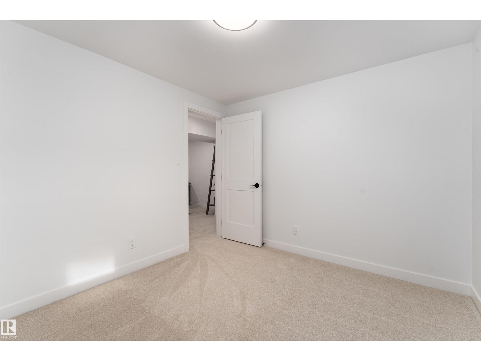 8707 54 St Nw, Edmonton, Alberta  T6B 1H2 - Photo 32 - E4461730
