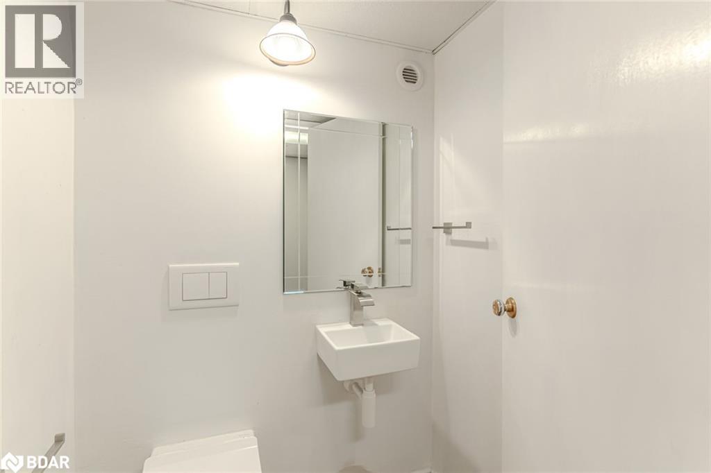 537 Huronia Road, Barrie, Ontario  L4N 8X3 - Photo 20 - 40776930