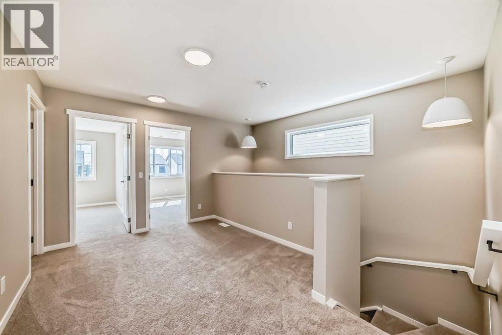 385 Hotchkiss Drive Se, Calgary, Alberta  T3S 0N1 - Photo 33 - A2238995
