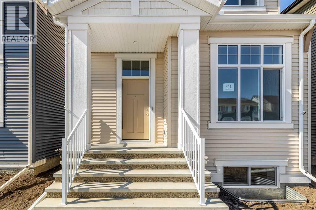 449 Hotchkiss Drive Se, Calgary, Alberta  T3S 0S8 - Photo 2 - A2256988