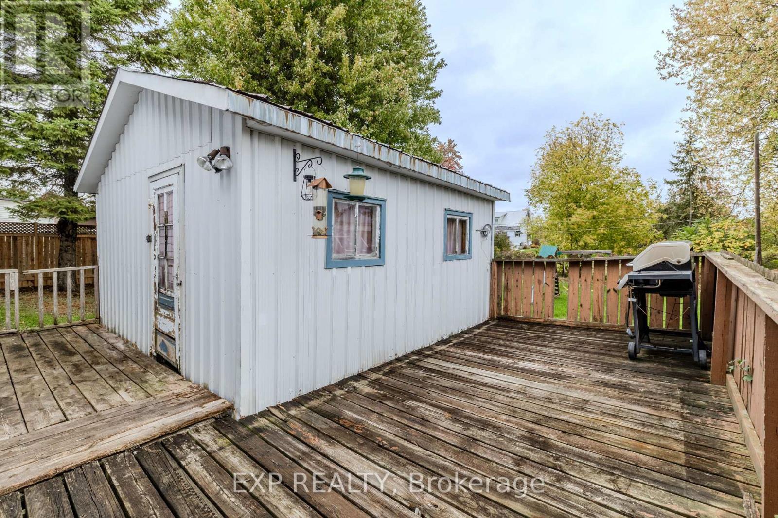 12 Ash Street, South Stormont, Ontario  K0C 1Y0 - Photo 6 - X12457417