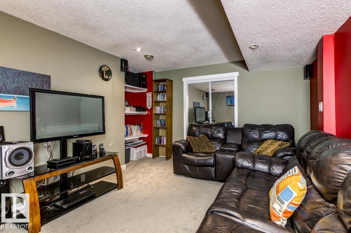 1187 Lakewood Rd N Nw, Edmonton, Alberta  T6K 4C6 - Photo 18 - E4461731