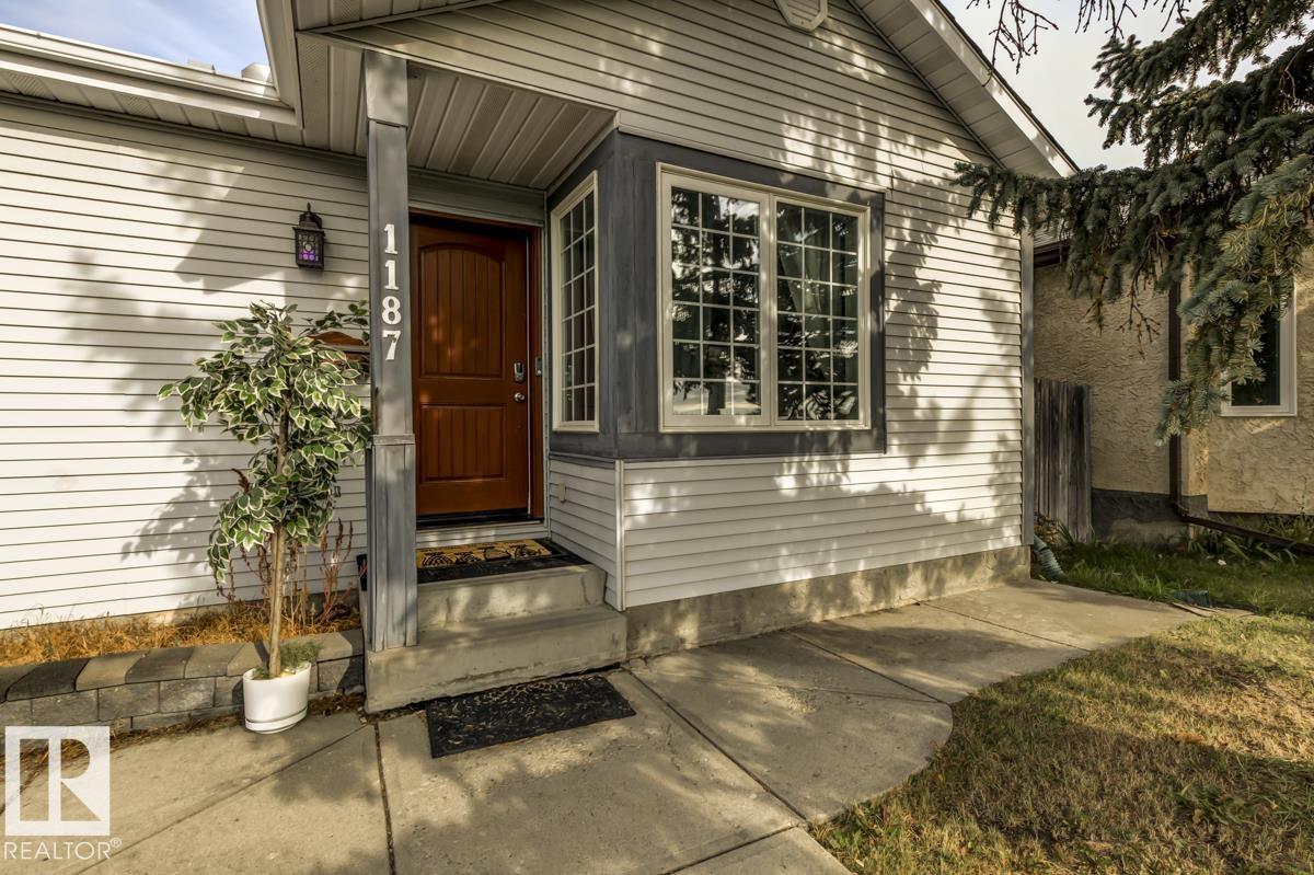 1187 Lakewood Rd N Nw, Edmonton, Alberta  T6K 4C6 - Photo 2 - E4461731